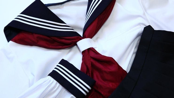 制服